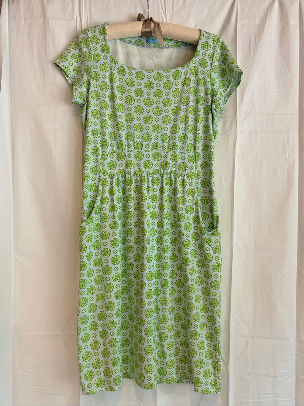J. McLaughlin Light Green and Bright Green Floral Midi Dress
